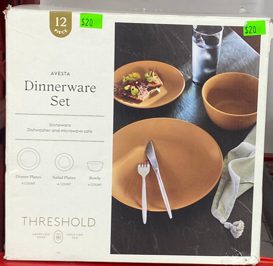 Threshold Avesta Dinnerware Set 12-Piece Stoneware